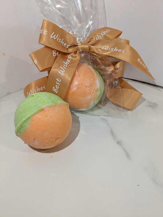 Fuzzy bath bombs in multiple colors